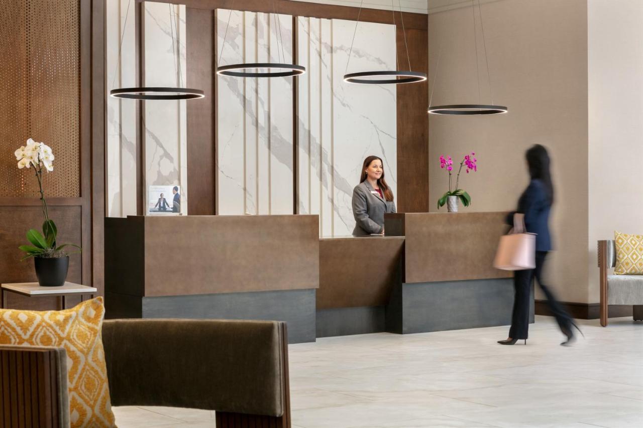 Crowne Plaza Hotel Philadelphia - King Of Prussia By Ihg Exterior photo